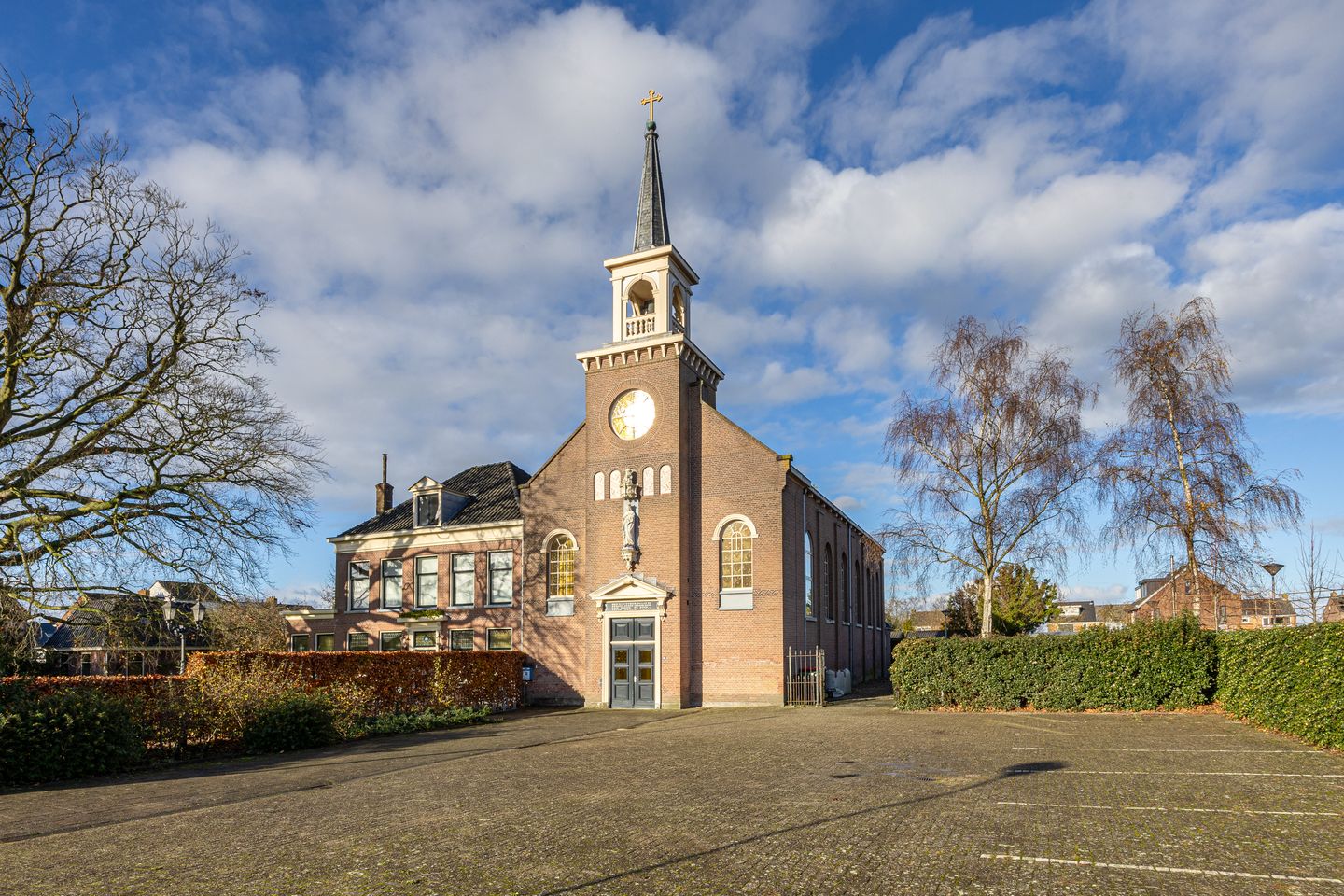 View photo 1 of Oosterblokker 68