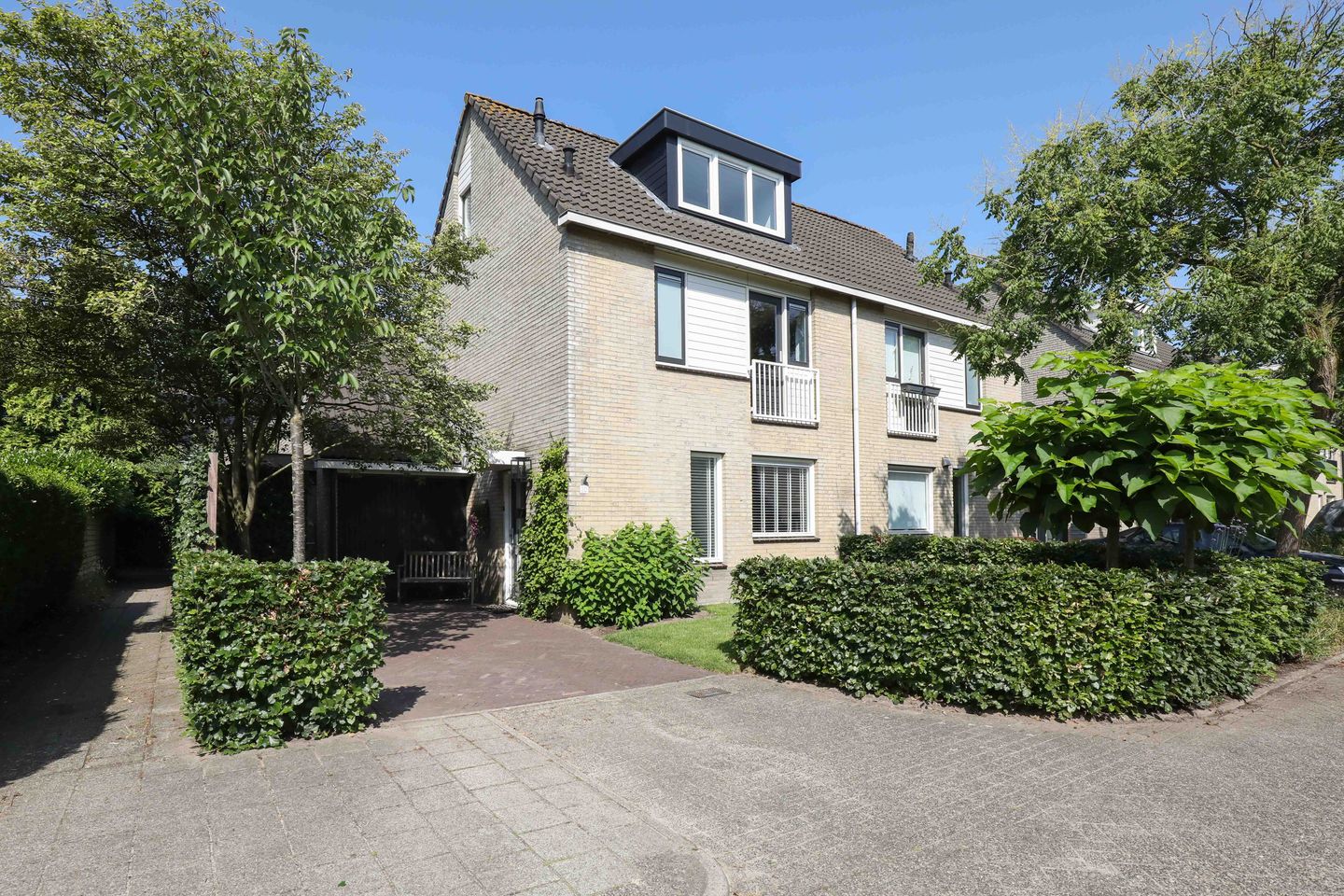 Foto 1 van Schrijnwerkerlaan 20