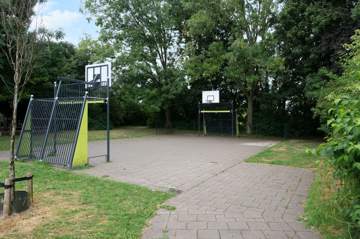 Photo 35 of Burgemeester de Herderplantsoen 11