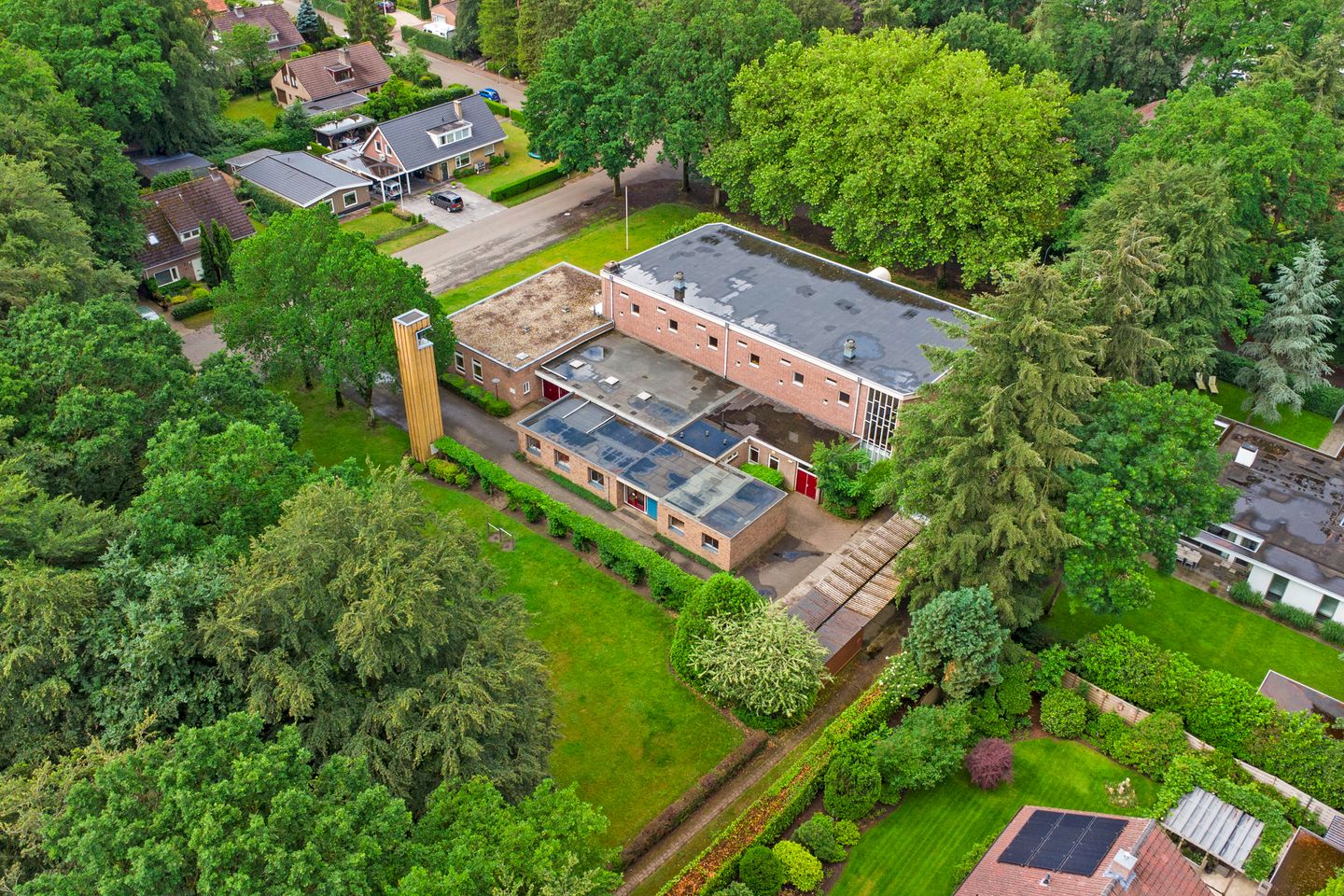 View photo 3 of Sparrenlaan 4