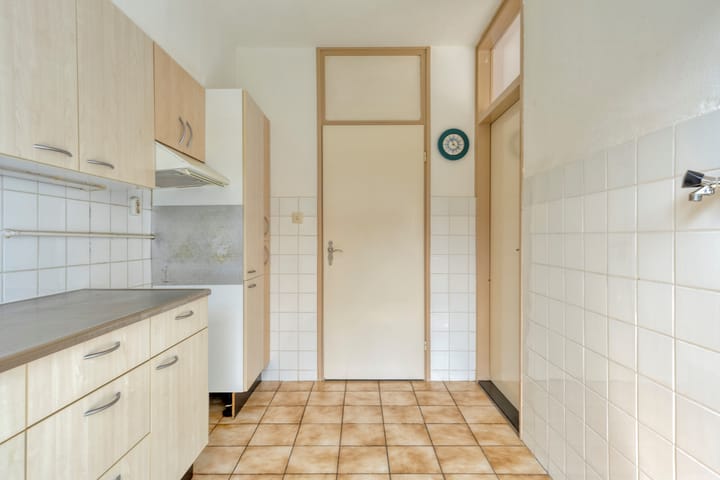 Photo 5 of van der Waalsstraat 41