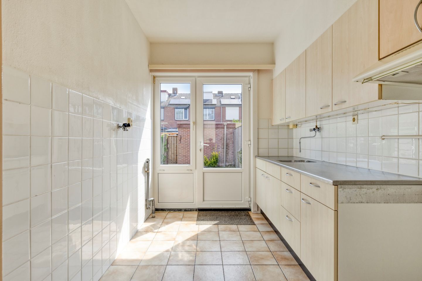 Photo 4 of van der Waalsstraat 41