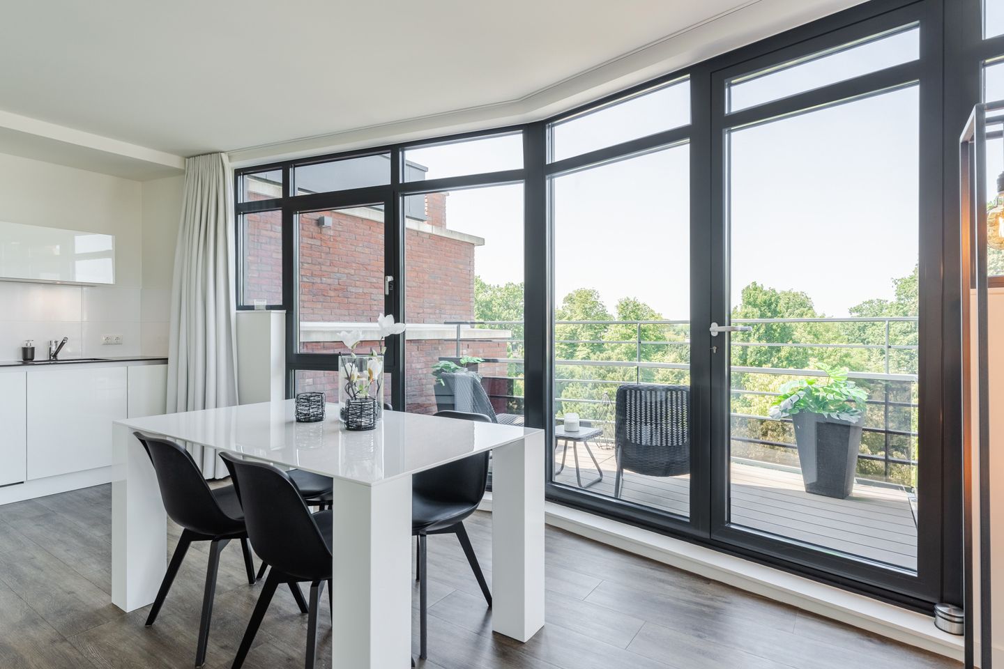 Photo 10 of Slotlaan 8-P