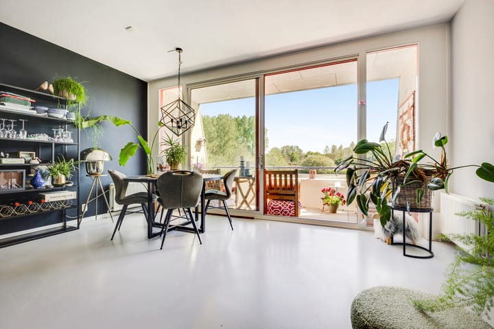 Tussenwoning te koop: Wuyvenhaerd 42, 'S-Hertogenbosch
