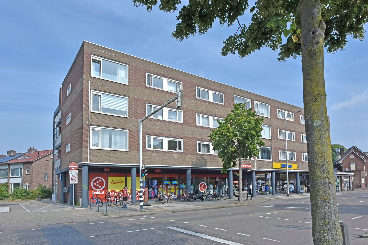 Foto 1 van Bloemendaalseweg 20