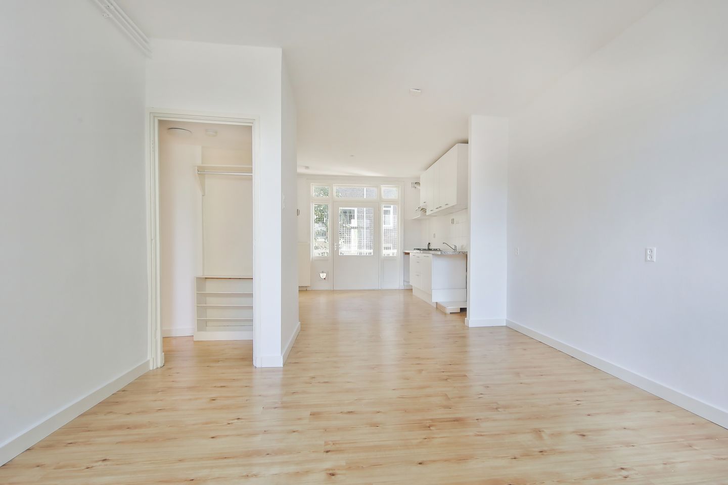 Photo 5 of Timorplein 18-2