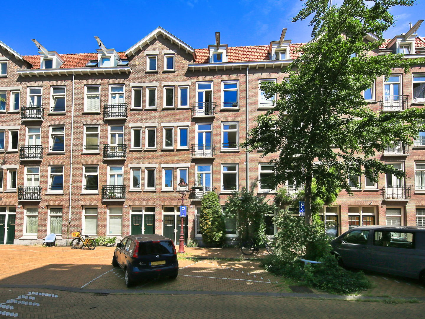 Foto 1 van Timorplein 18-2