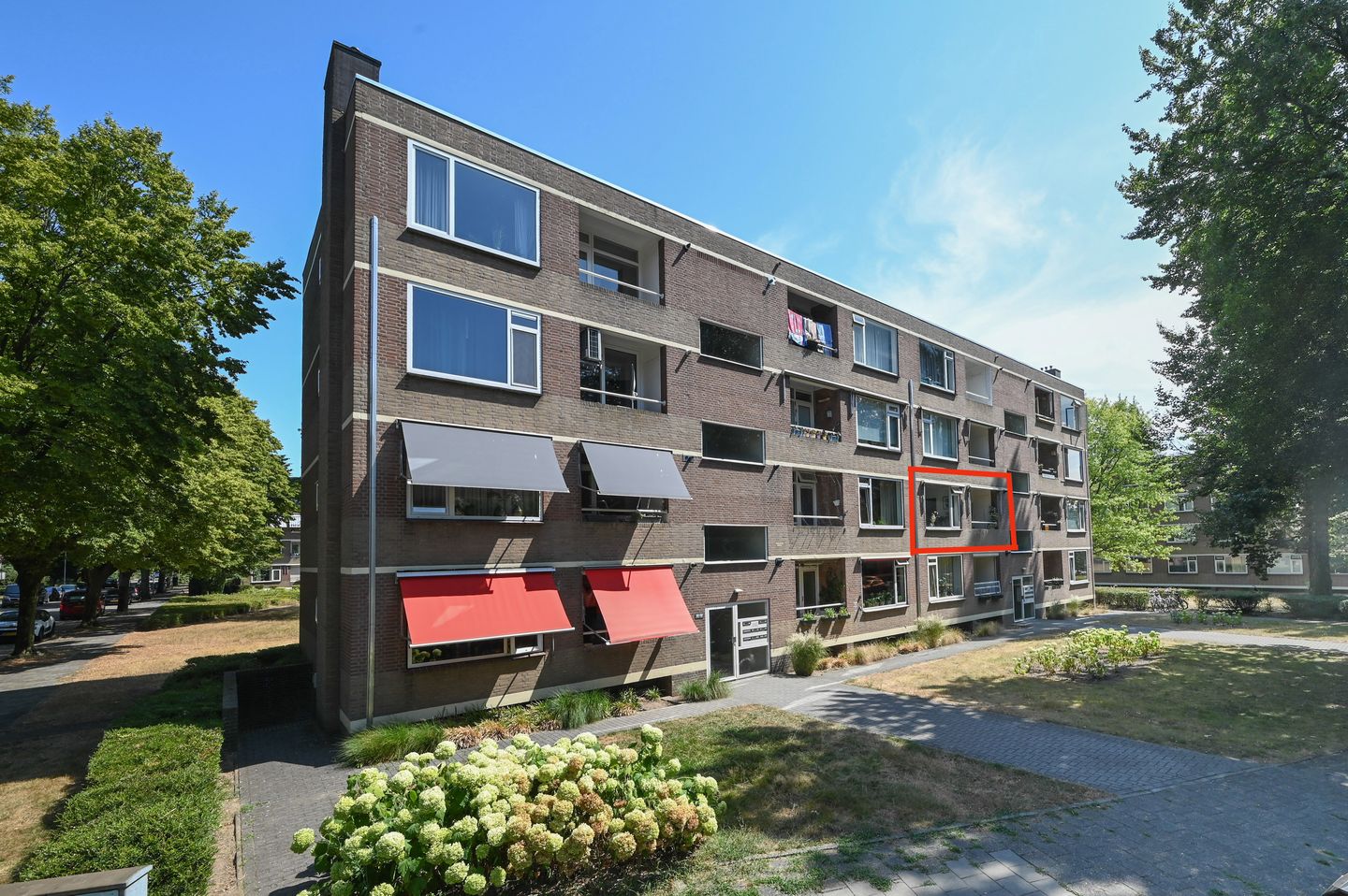Foto 1 van Rentmeesterlaan 14
