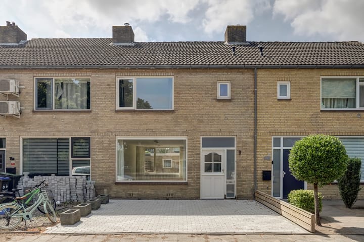 Tussenwoning te koop: Weberstraat 9, Dongen