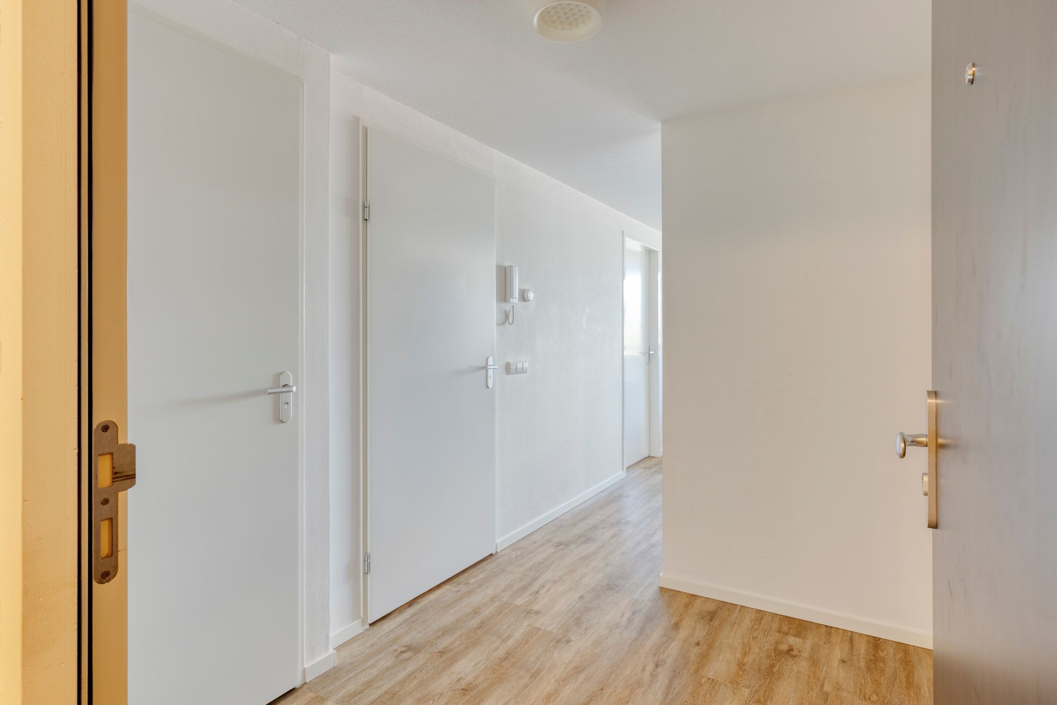 Photo 18 of Nico Andriessenstraat 43-A21