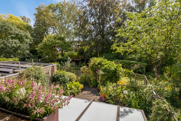 Hoekwoning te koop: Debussystraat 45, Waalwijk