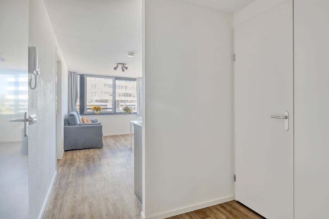 Photo 17 of Nico Andriessenstraat 43-A21