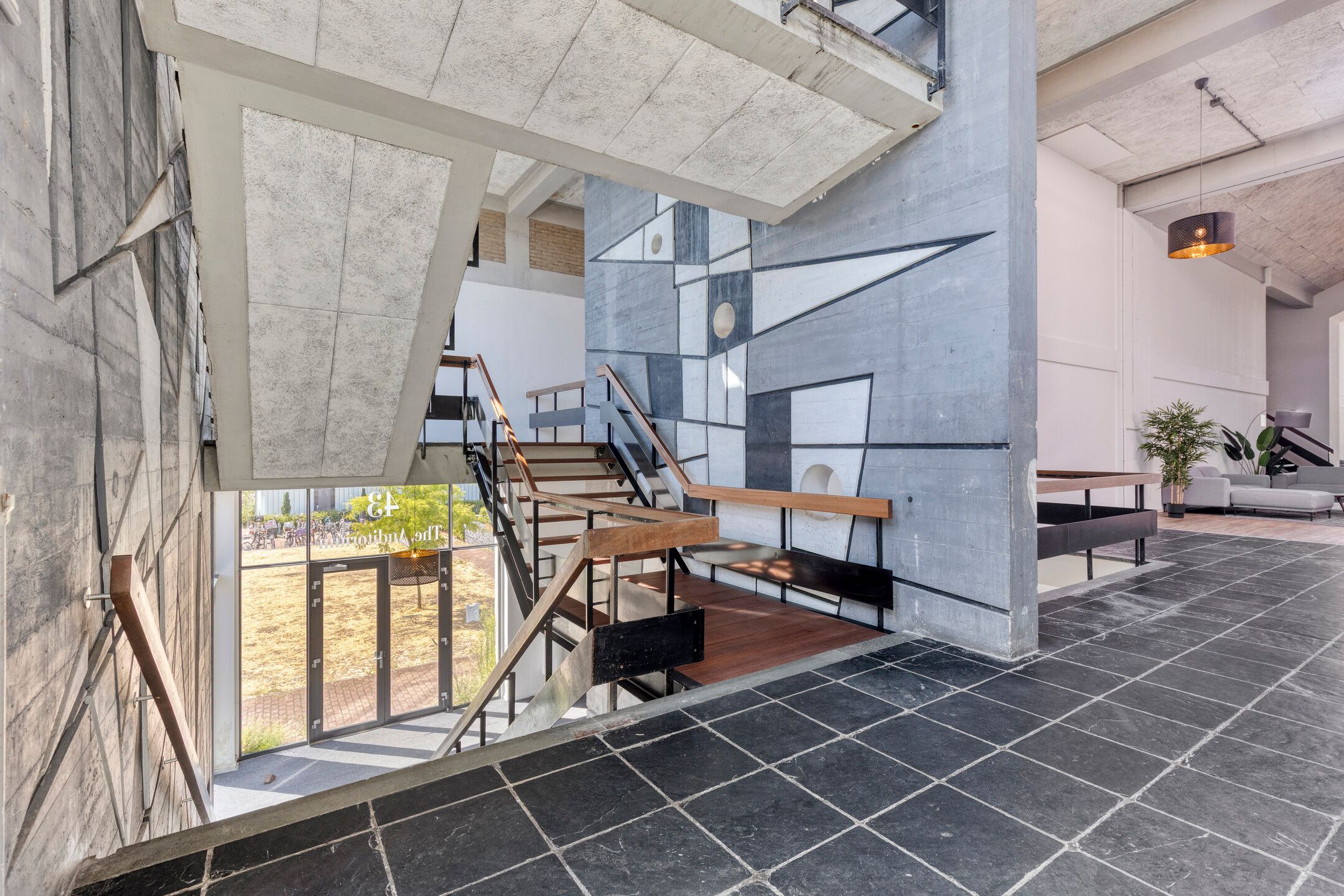 Photo 21 of Nico Andriessenstraat 43-A21