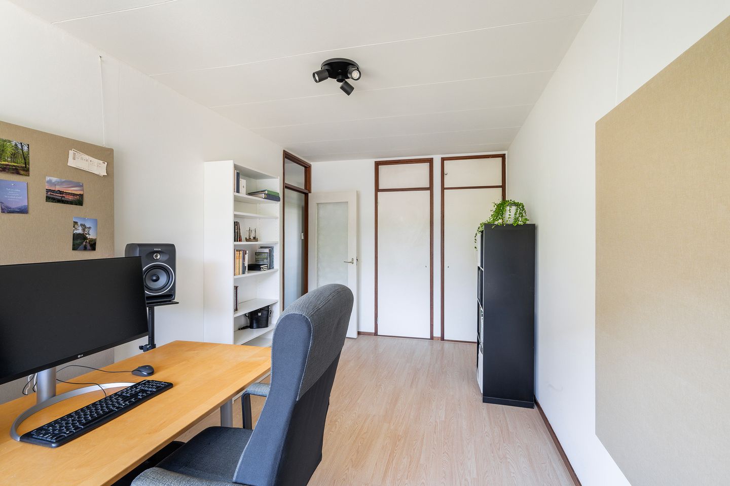Photo 19 of Rossinistraat 17