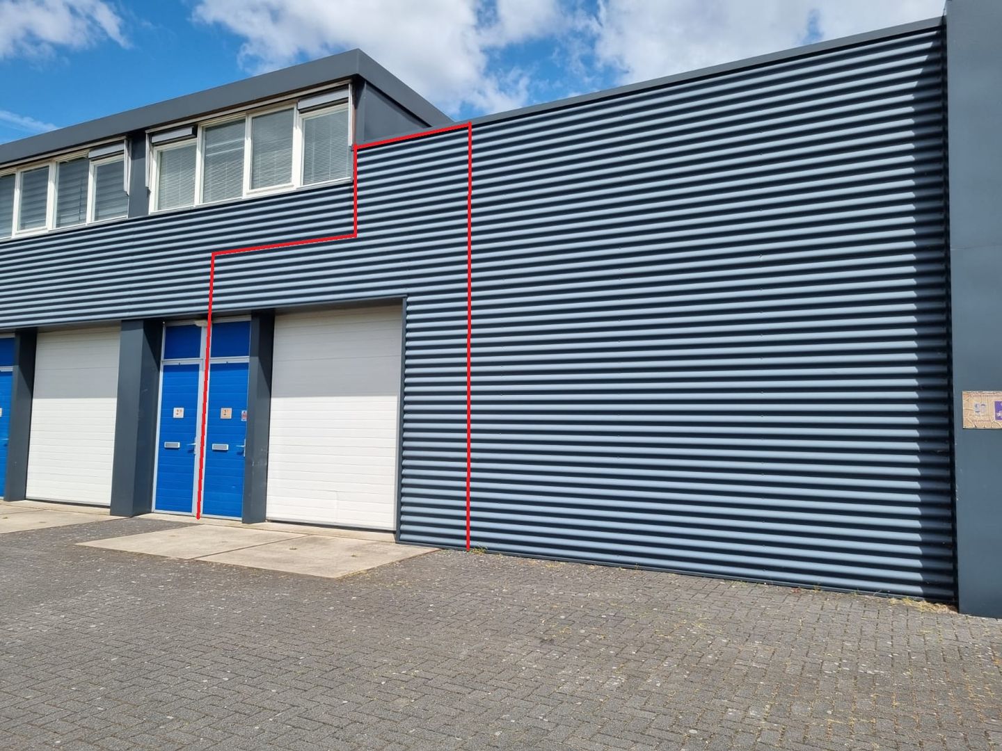 View photo 2 of Zweedsestraat 2-7