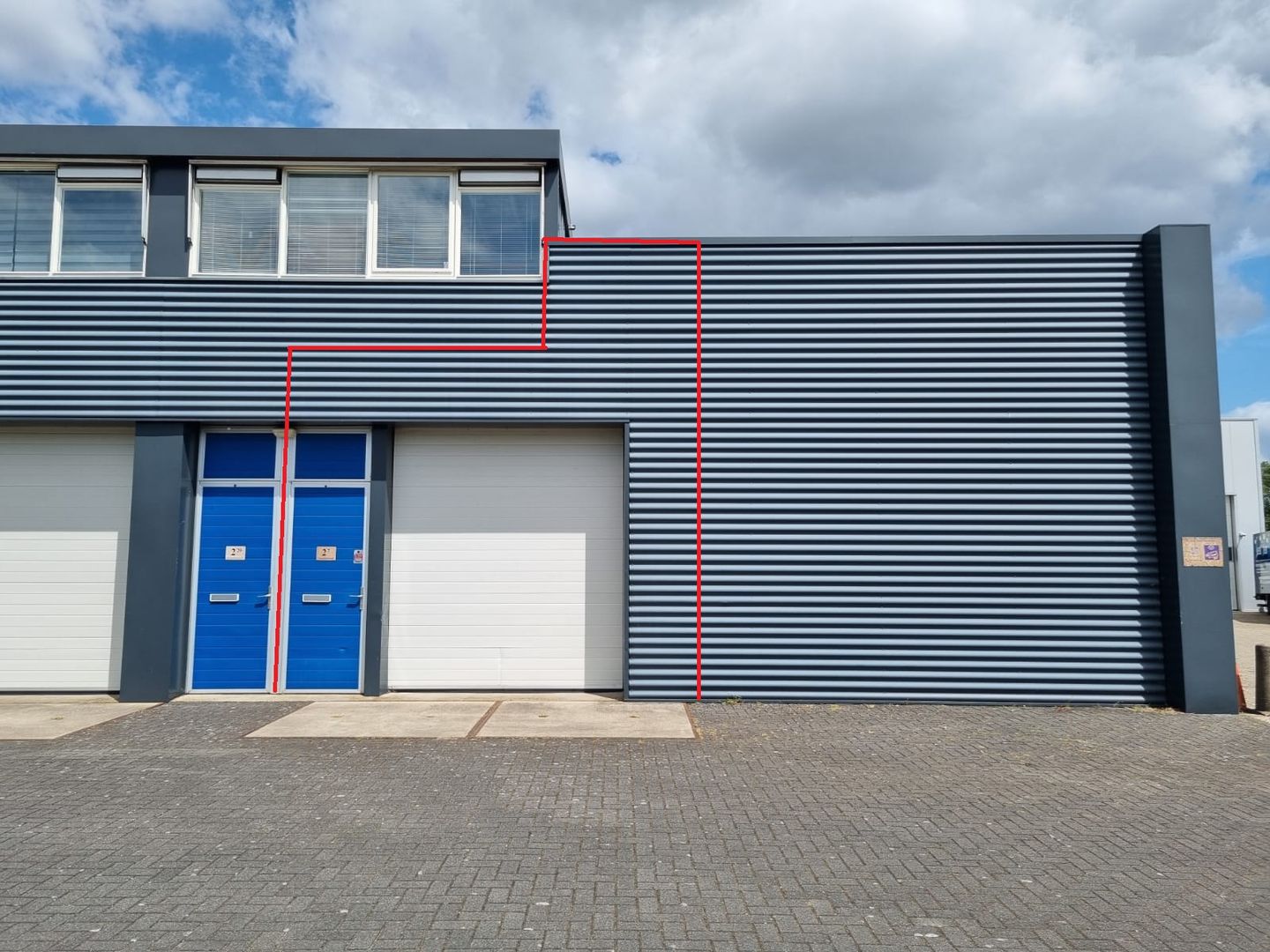 View photo 1 of Zweedsestraat 2-7