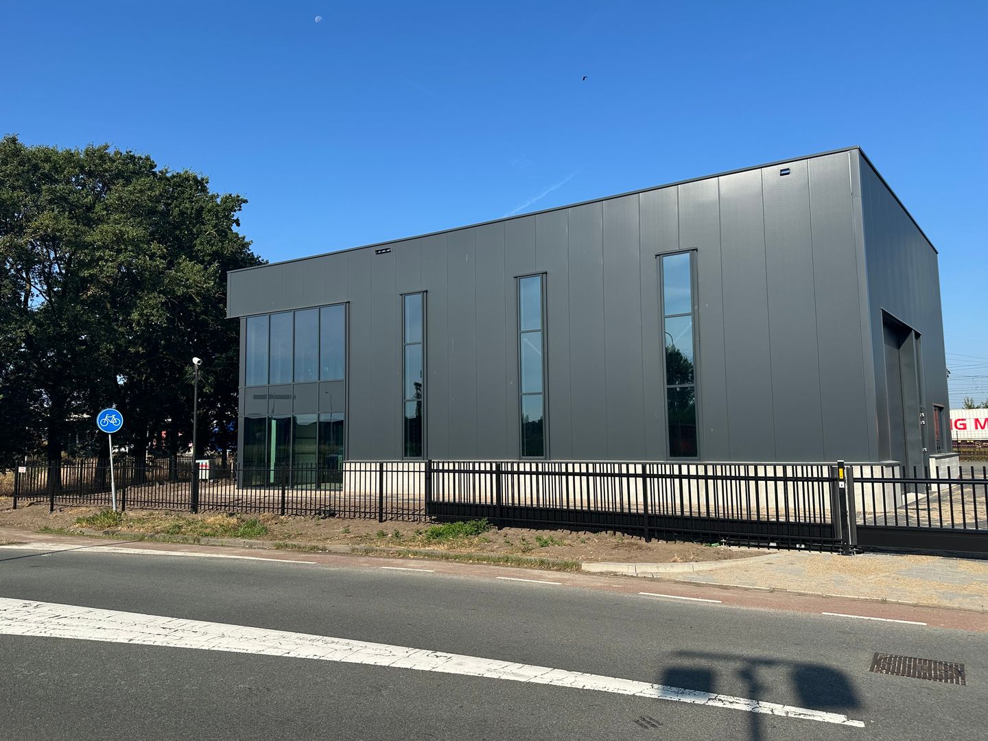 View photo 3 of Calenwiel 35