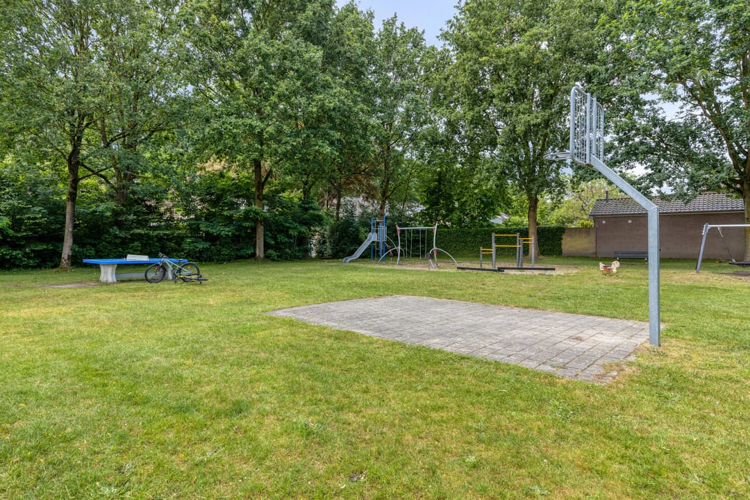 Foto 43 van Leeuweriklaan 35