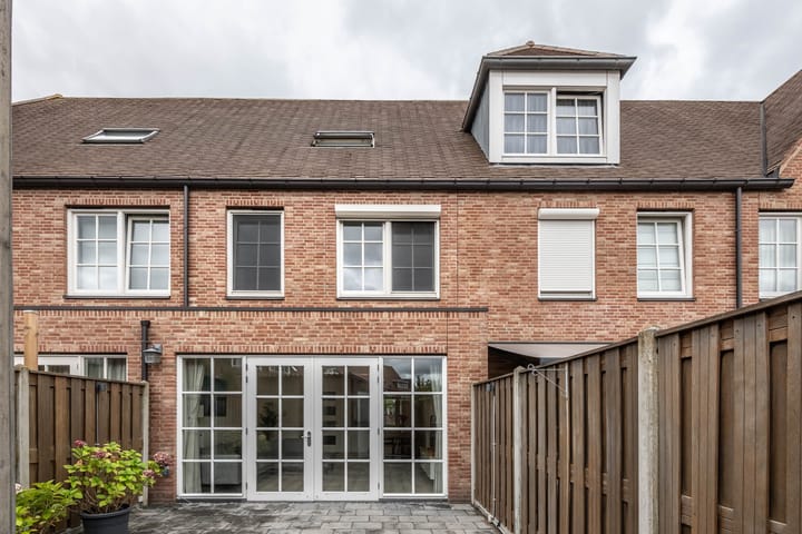 Tussenwoning te koop: Anna Boleynlaan 59, Hoofddorp