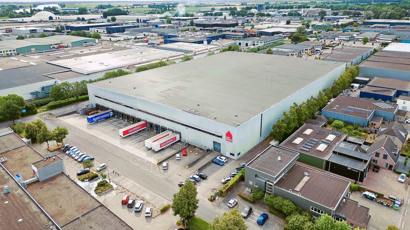 Bekijk foto 1 van Karperweg 34
