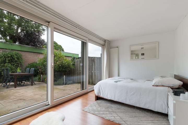 Tussenwoning te koop: Damsterdiep 76, Dordrecht