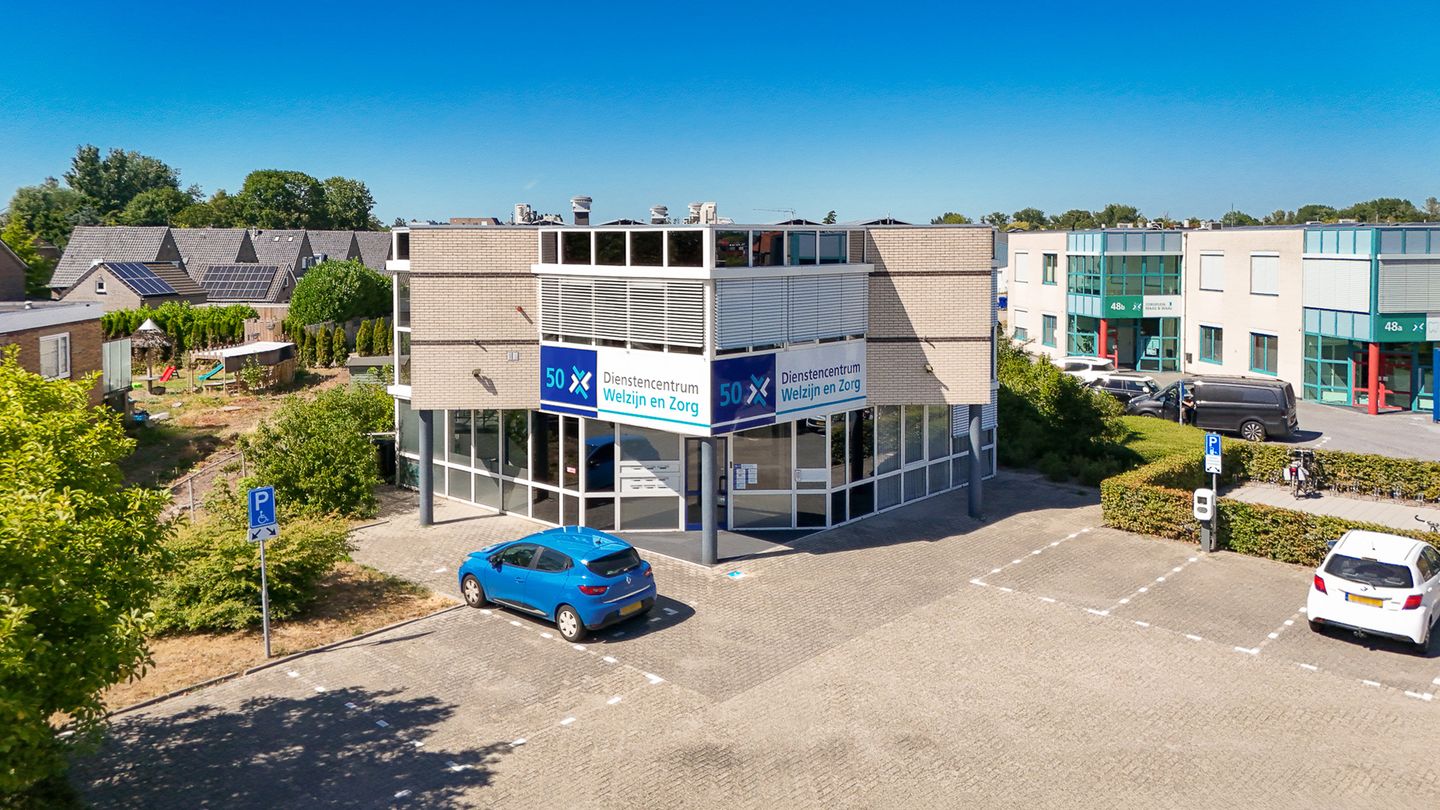 View photo 1 of van Heemstraweg 50