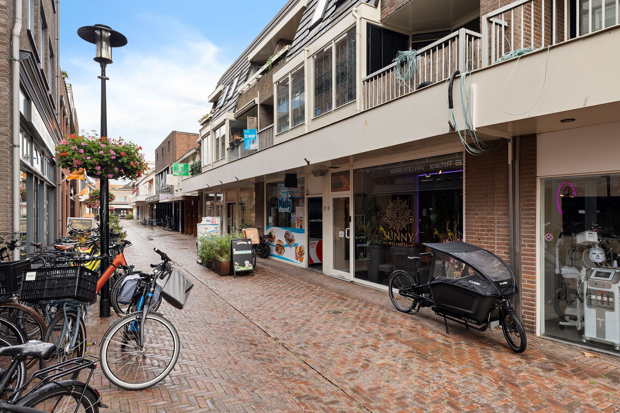 Photo 6 of Meerdorpstraat 12