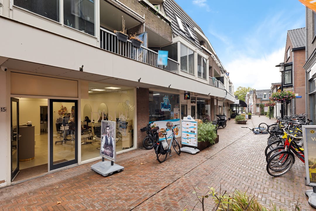 Photo 7 of Meerdorpstraat 12