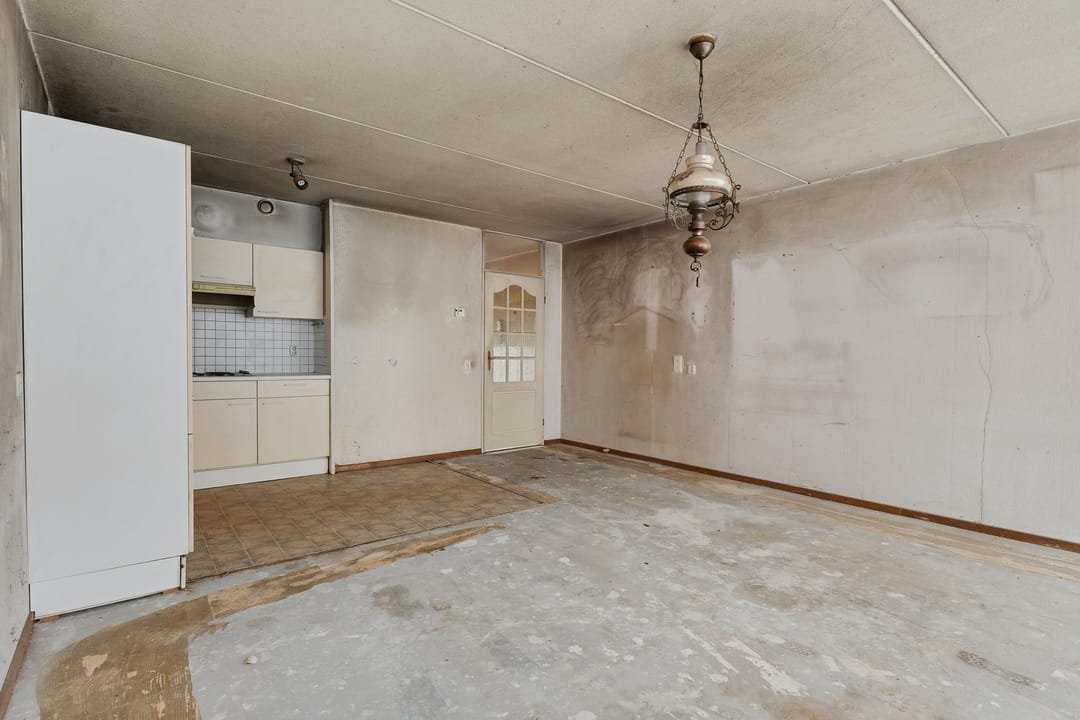 Photo 13 of Meerdorpstraat 12