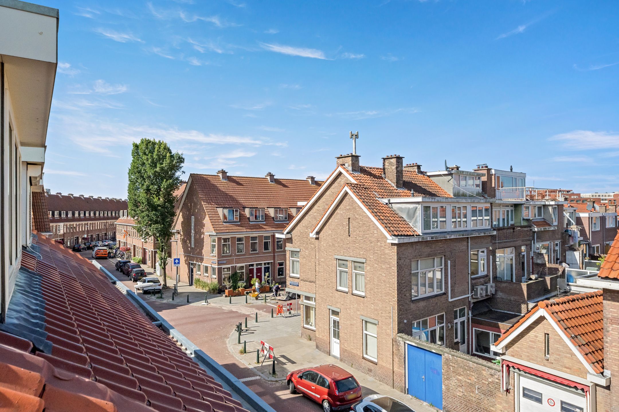 Photo 39 of Menninckstraat 82