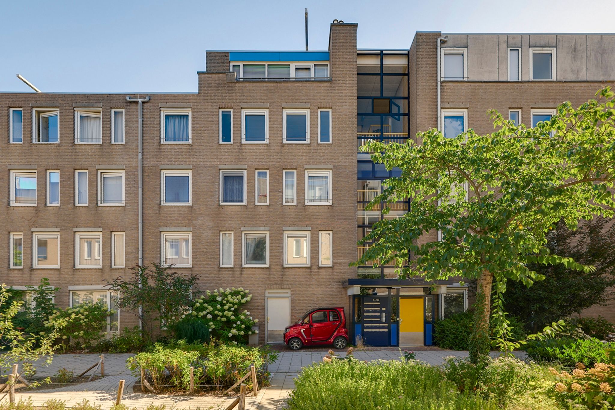 H.J.M. Walenkampstraat 24