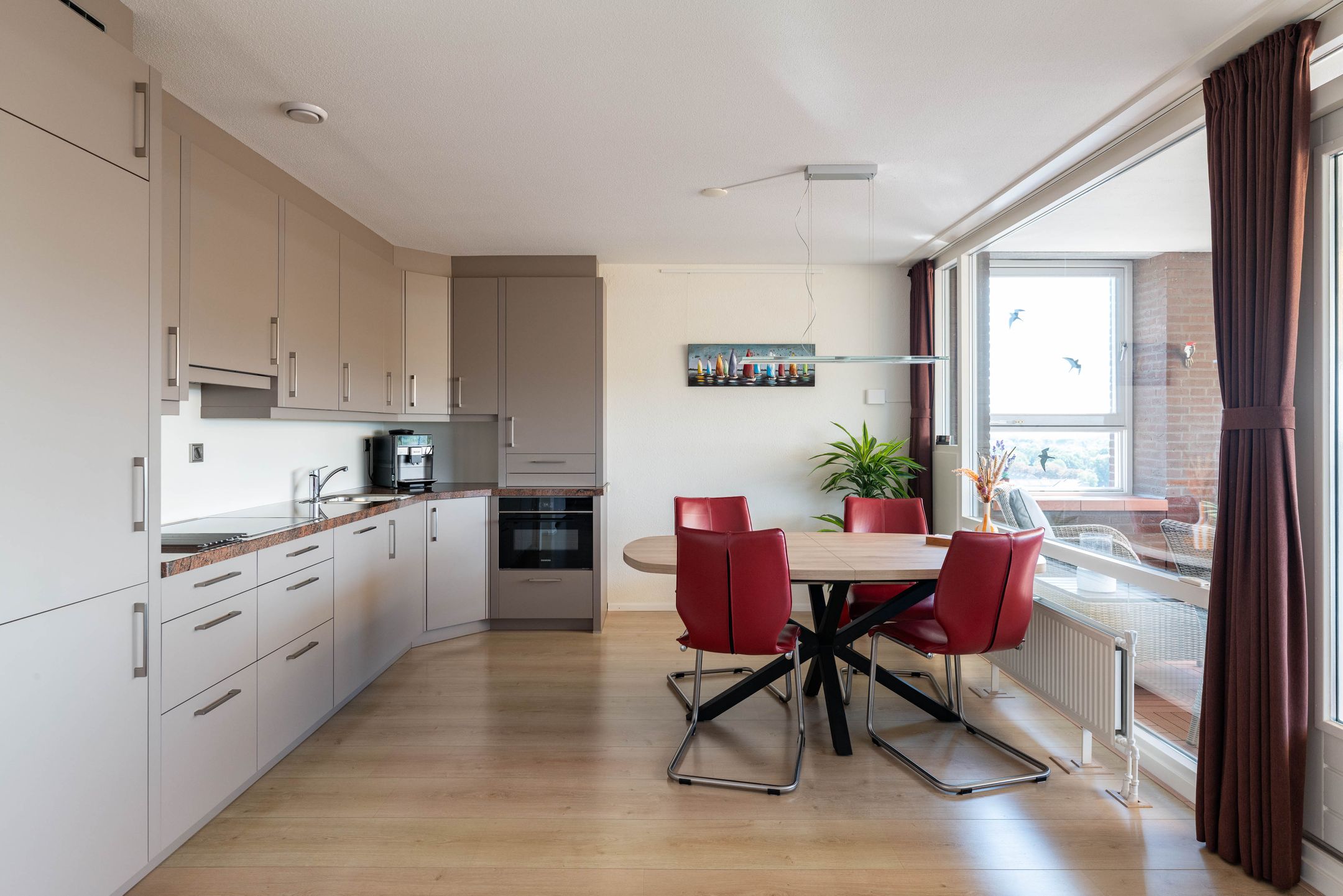 Photo 12 of P C Hooftstraat 105