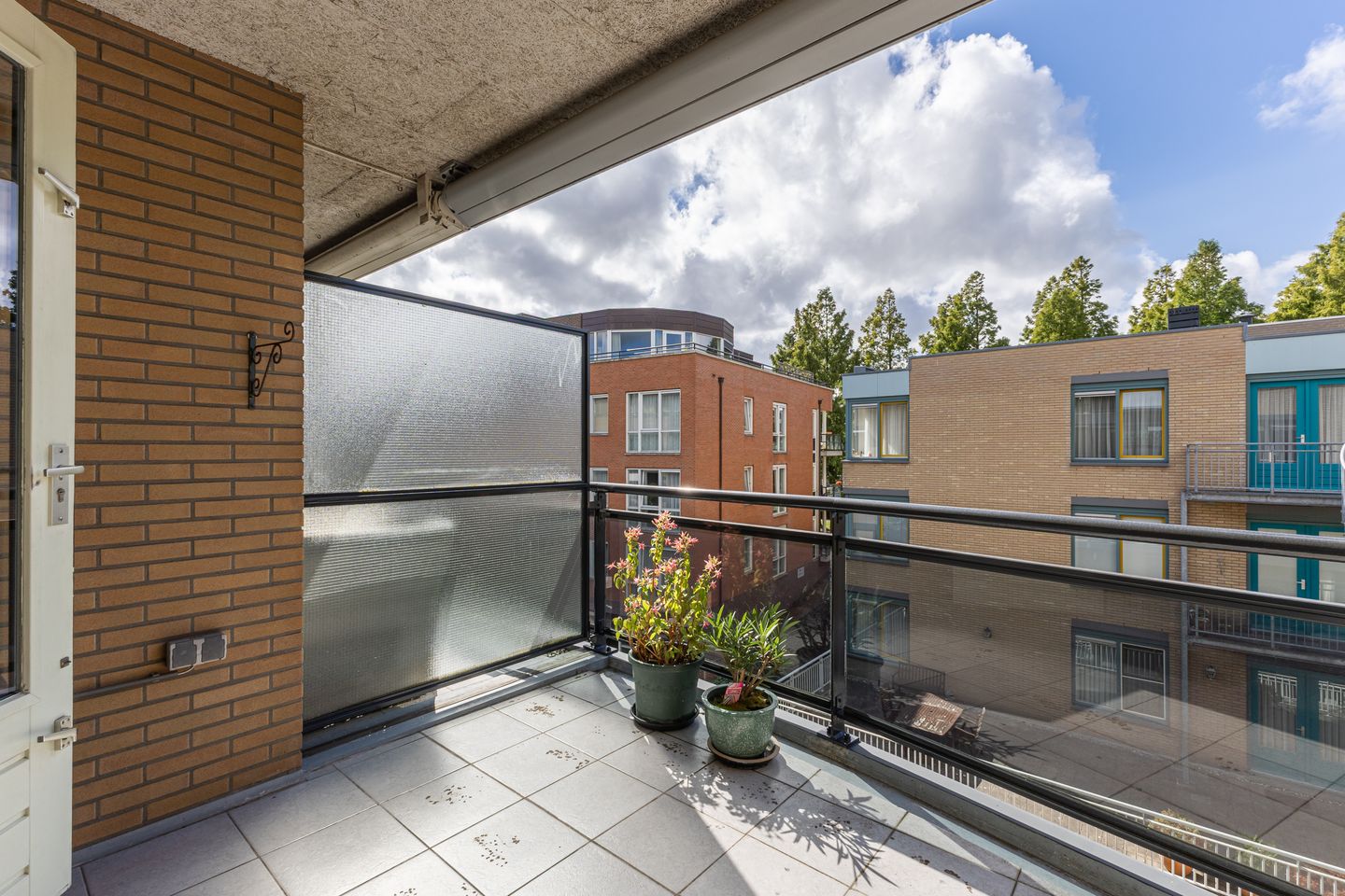 Photo 10 of Raadhuisstraat 35