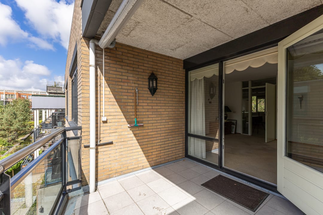 Photo 11 of Raadhuisstraat 35