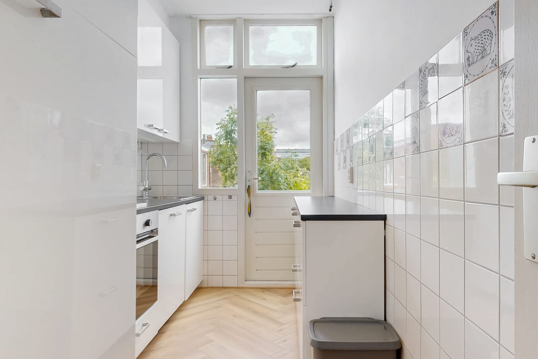 Photo 8 of Weissenbruchstraat 30