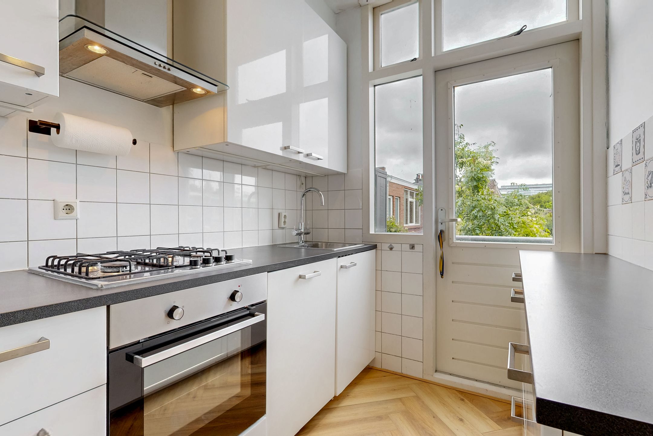 Photo 6 of Weissenbruchstraat 30