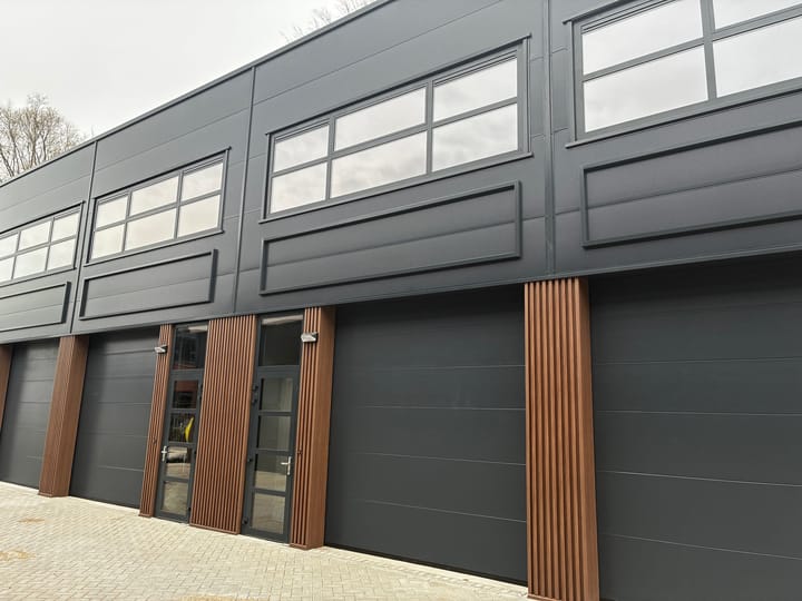 Angstelkade 1-H, Nieuwersluis