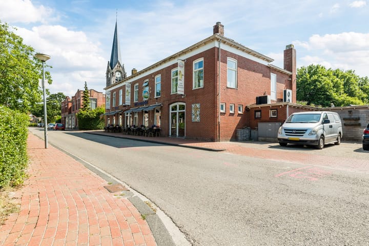 Hoofdstraat 22, Kloosterburen