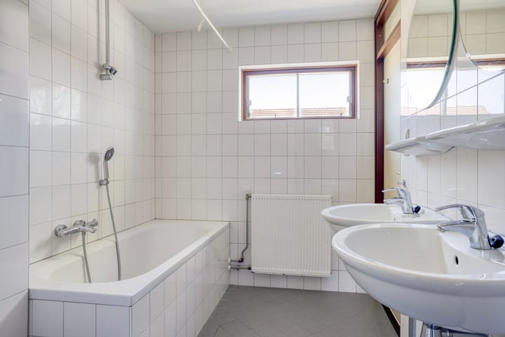 Foto 4 van Weerselosestraat 287