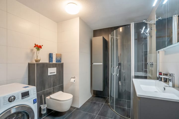 Appartement te koop: Weidevogellaan 182, 'S-Gravenhage