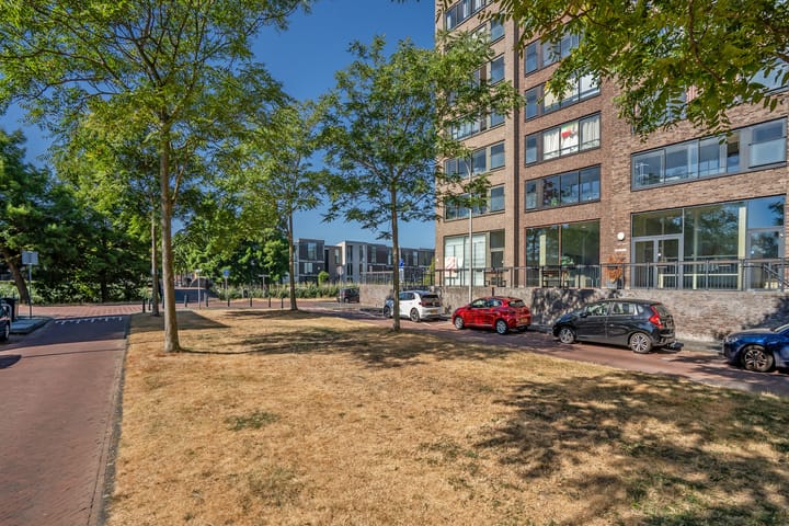 Appartement te koop: Weidevogellaan 182, 'S-Gravenhage