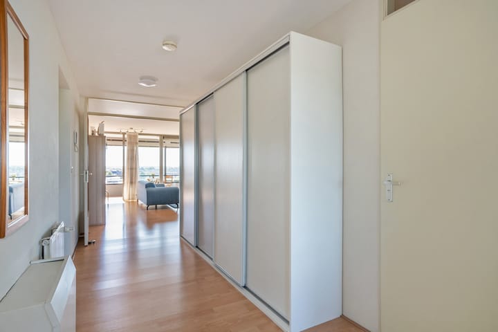 Appartement te koop: Weidevogellaan 182, 'S-Gravenhage