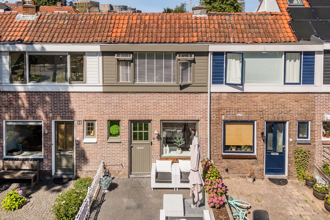 Photo 1 of Burgemeester G.Bosstraat 9