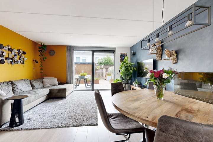 Tussenwoning te koop: Vermeerstraat 13, Fijnaart