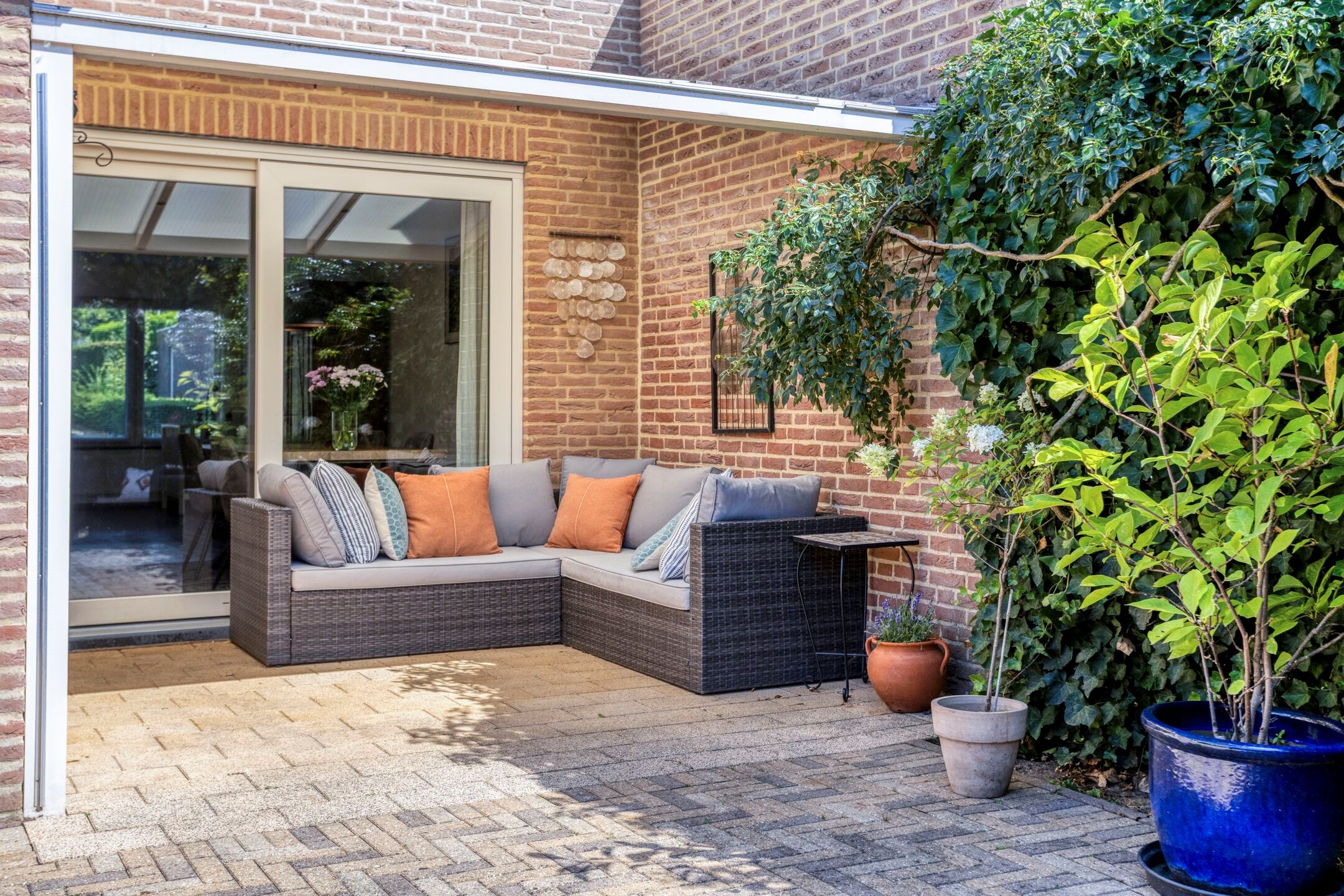 Photo 33 of Sint Lambertusstraat 1