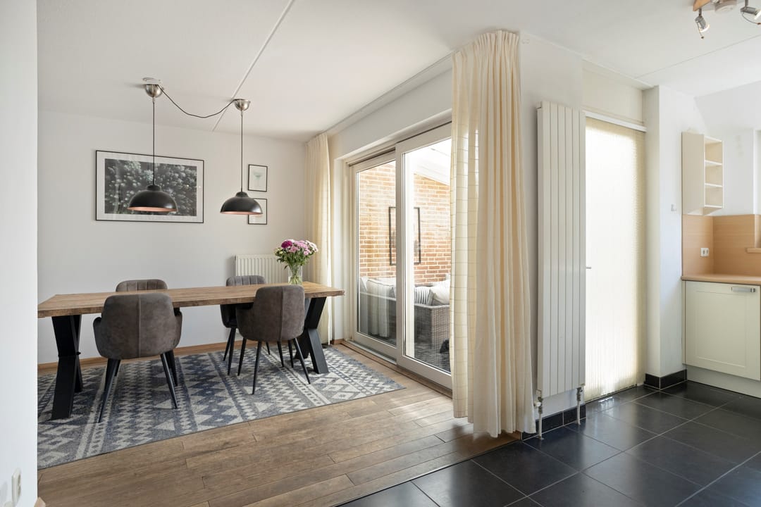 Photo 8 of Sint Lambertusstraat 1