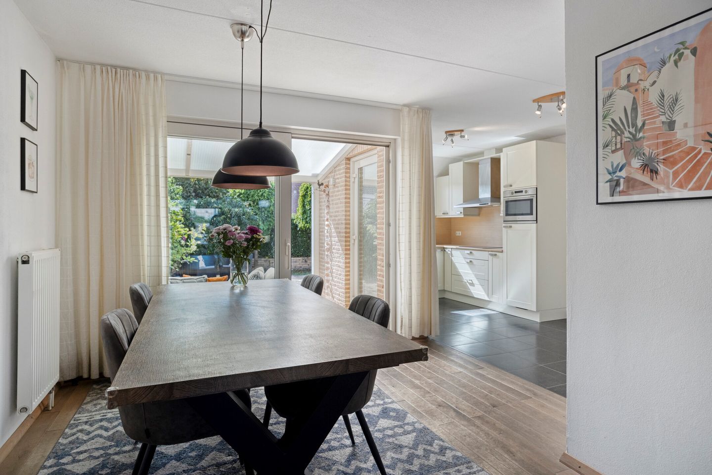 Photo 10 of Sint Lambertusstraat 1