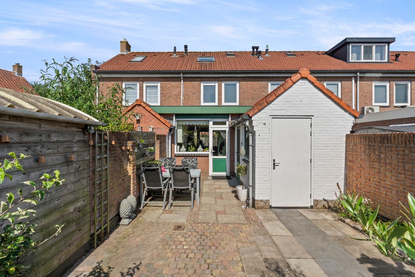 Photo 29 of Jan van Galenstraat 27