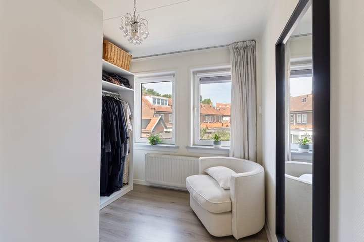 Tussenwoning te koop: Jan van Galenstraat 27, Alkmaar
