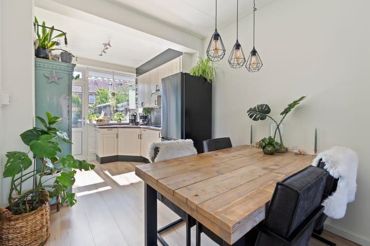 Tussenwoning te koop: Jan van Galenstraat 27, Alkmaar